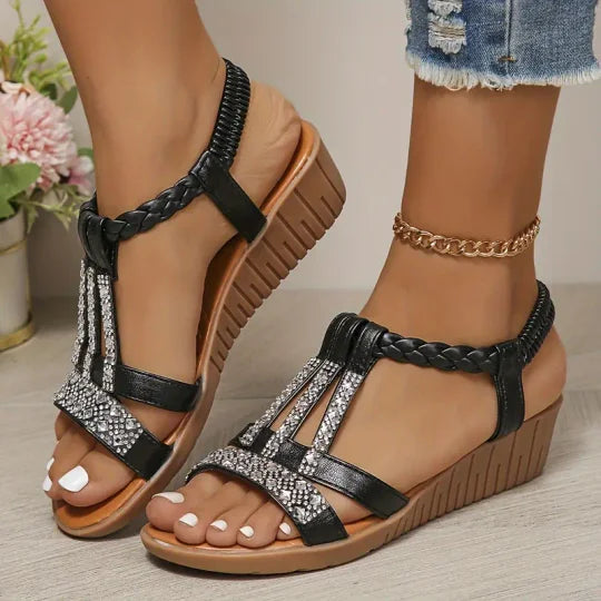 Neue zehenoffene Sommersandalen mit Strasssteinen für Frauen